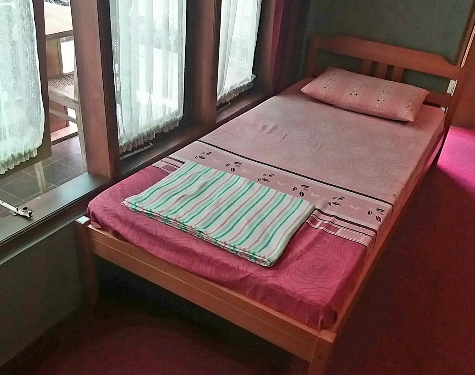 Homestay Triniti Lembang Eksteriør billede