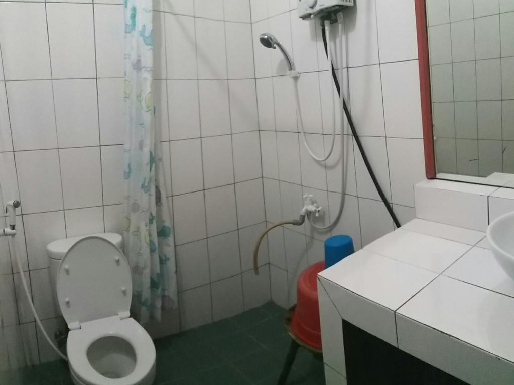 Homestay Triniti Lembang Eksteriør billede