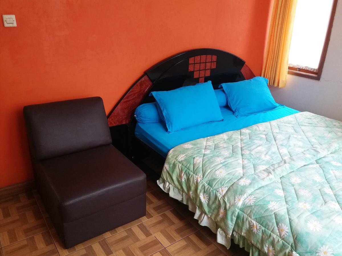 Homestay Triniti Lembang Eksteriør billede