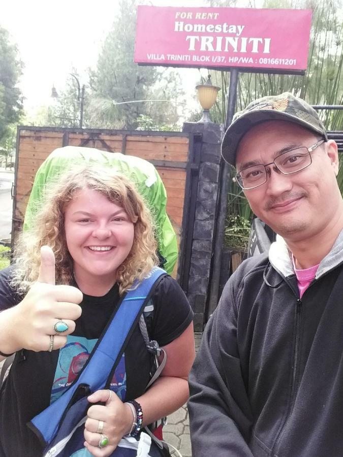 Homestay Triniti Lembang Eksteriør billede