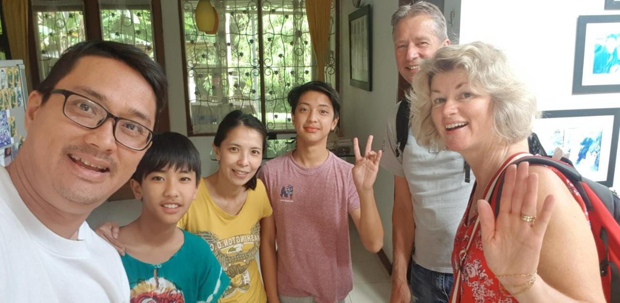 Homestay Triniti Lembang Eksteriør billede